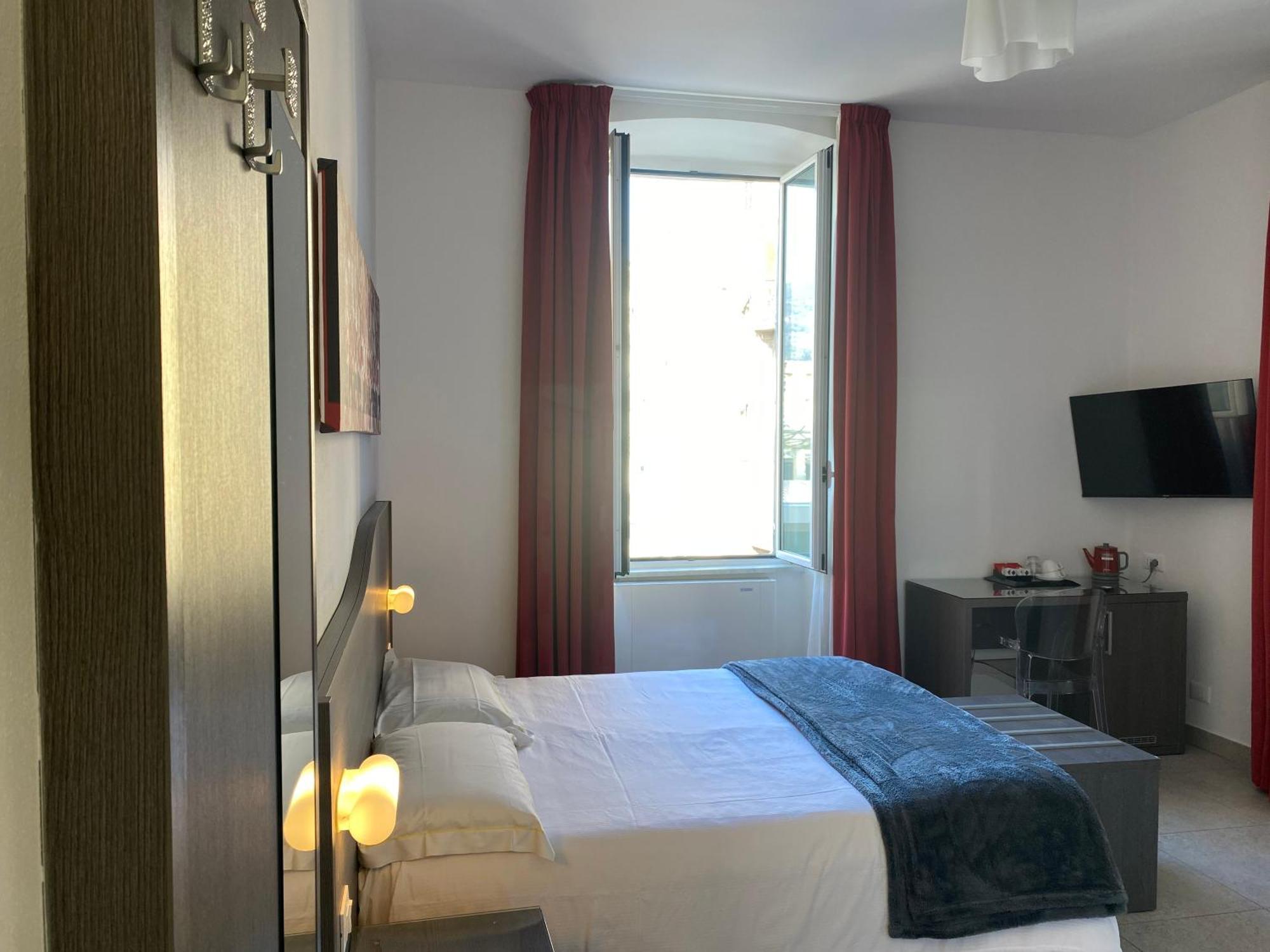 54 Rosselli Rooms La Spezia Exterior foto