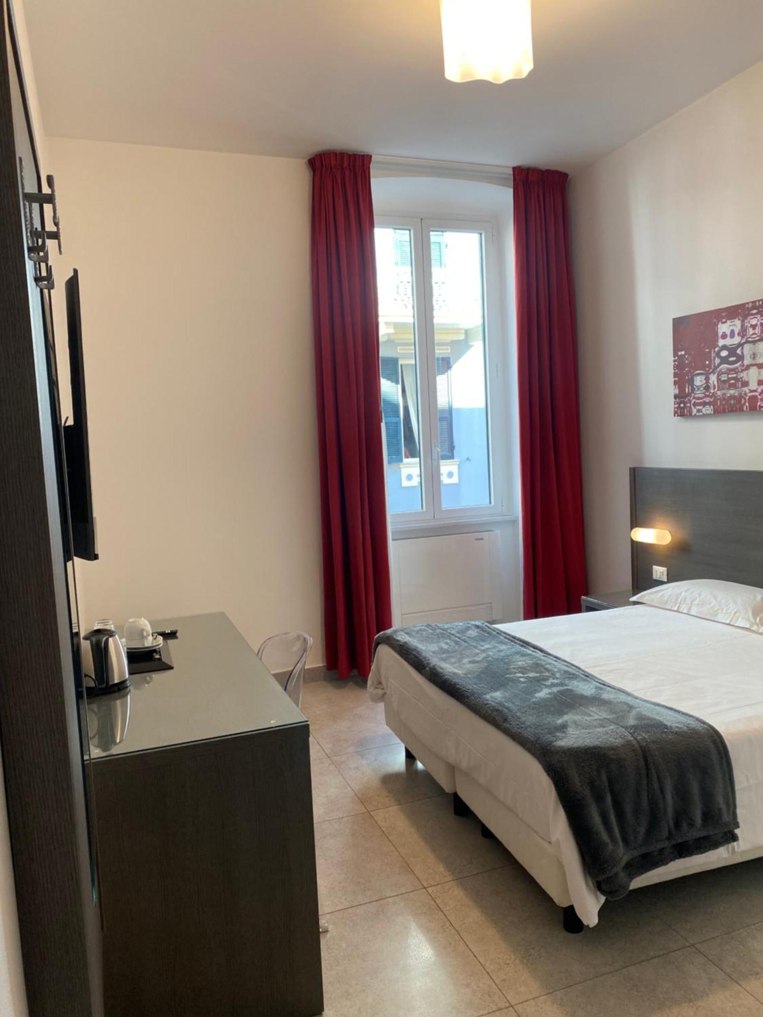 54 Rosselli Rooms La Spezia Exterior foto